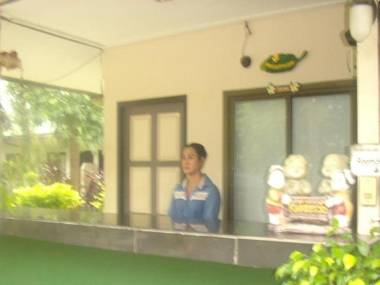 Bed & Breakfast Service Guesthouse