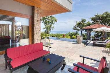 Baan Phuttarak - Seaview Private Villa