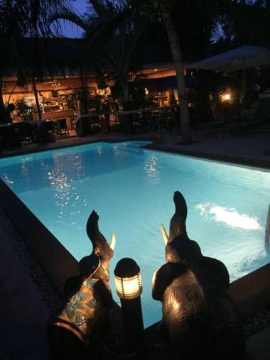 Bee Nat Garden Resort