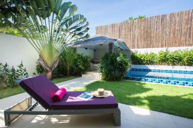 Luxury villa Baylis in a full service resort with beachclub