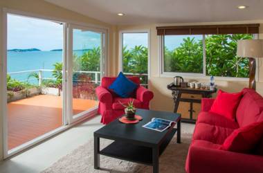 Boujis Boutique Resort