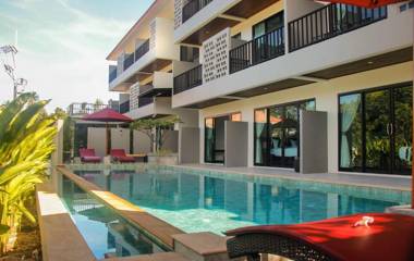 Amarina Green