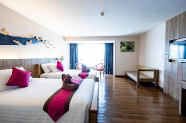 Grand Ratchapruek Hotel