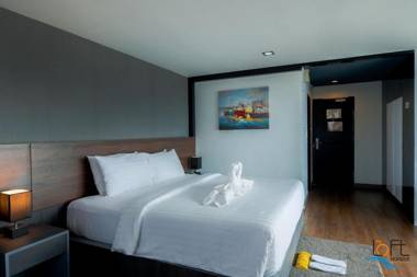 The Loft Seaside Sriracha Hotel