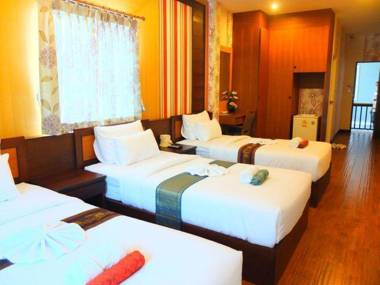 Baan Term Fun Saen Suk