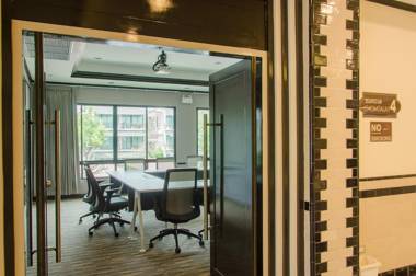 Bangsaen Heritage Hotel - SHA Plus Certified