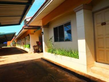 Picnic Sriracha Hotel