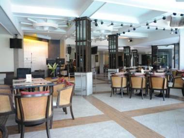 Bangsaen Villa Hotel (SHA Extra Plus)