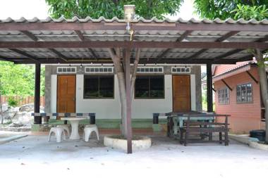 Benjaporn Bungalow
