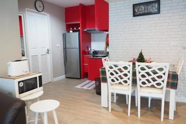 The Beach Bangsaen one-minute walk to the beach