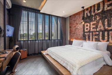 Wheeler Bed & Bike Hotel (SHA Plus)