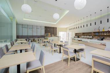 Somerset Harbourview Sri Racha - SHA Extra Plus