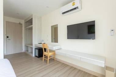 Porestva Hotel Sriracha