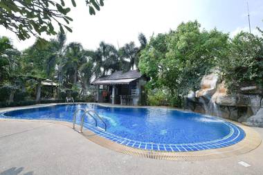 OYO 536 Reuan Kanthima