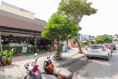 OYO 1152 Hongpak Mint