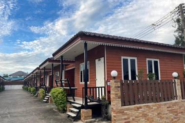 Vaccinated Staff - OYO 1166 Train Way Resort