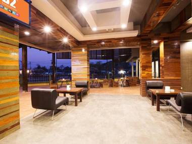 B2 Buriram Boutique and Budget Hotel