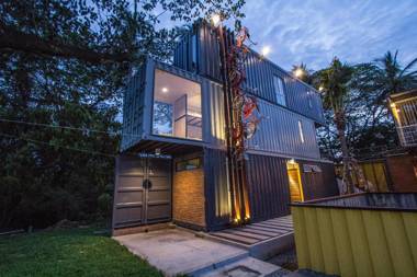 Ducati Bike Box Hotel