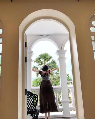 Island Patong Beachfront Hotel