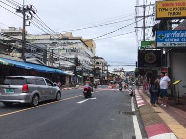 Happy Holidays Hotel