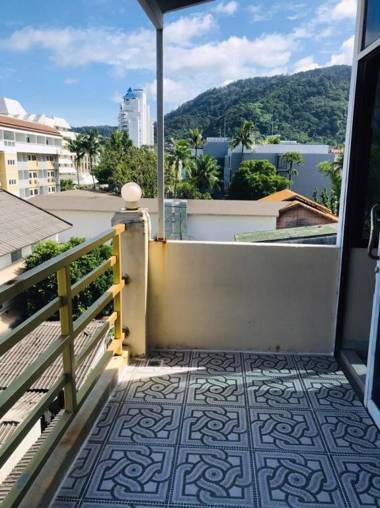 Happy Holidays Hotel