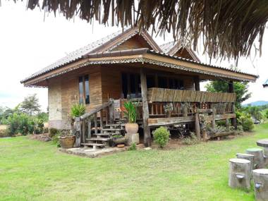 Phu Aram Khao Kho Resort