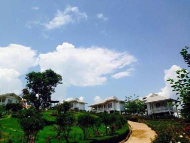 Khaokor Whitehome Resort