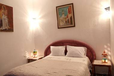 2 bedrooms appartement with terrace and wifi at Tunis 4 km away from the beach