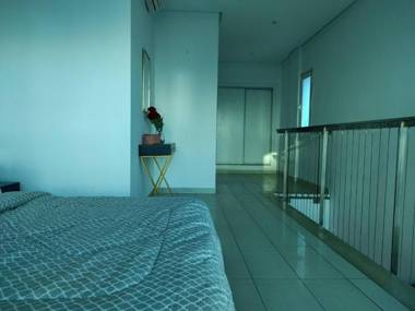 Italian Loft with Jacuzzi