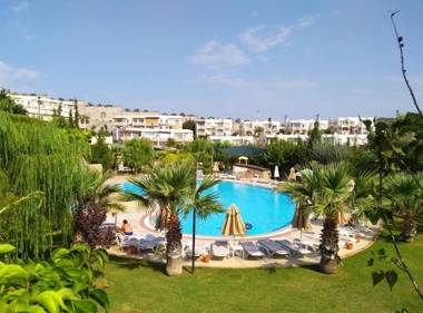 Lakeside Garden Holiday Village