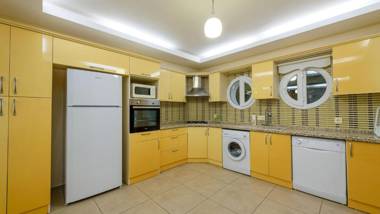 Musa - 5 Bedroom Holiday Villa in Hisaronu