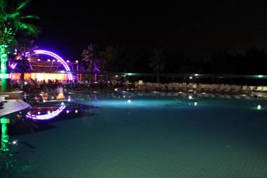 Green Forest Holiday Village