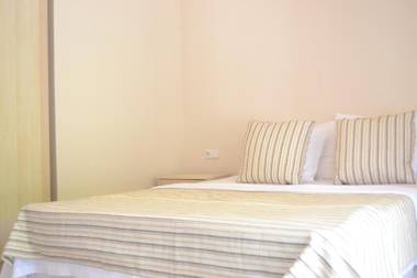 Apart Palm 32 with Share Pool