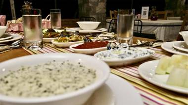 Dedehan Retreat Otel