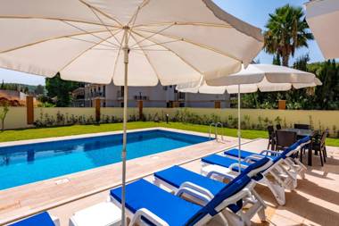 Seven 5 - 3 Bedroom- Brand New Holiday Villa in Hisarönü