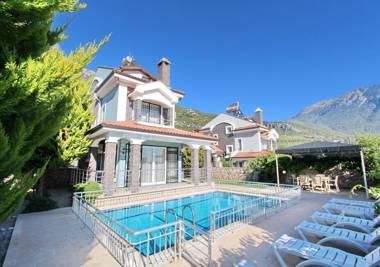 Arnna 5 Villa