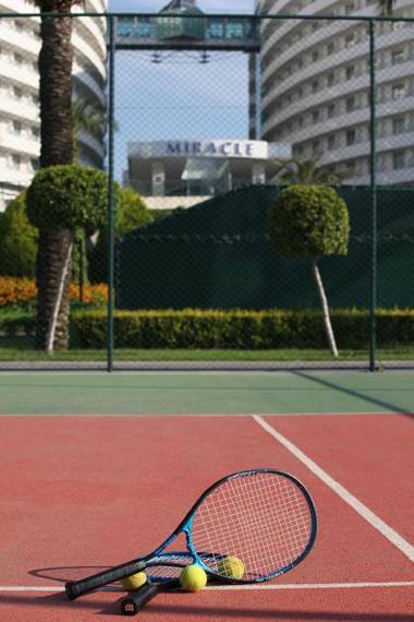 Miracle Resort Hotel