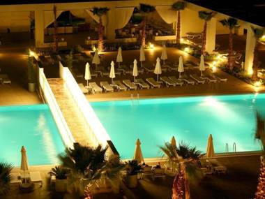 Crystal Centro Resort