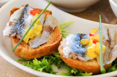 4reasons hotel + bistro | 12+