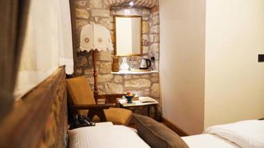 1870's Taş Konak Hotel Cafe&Bakery