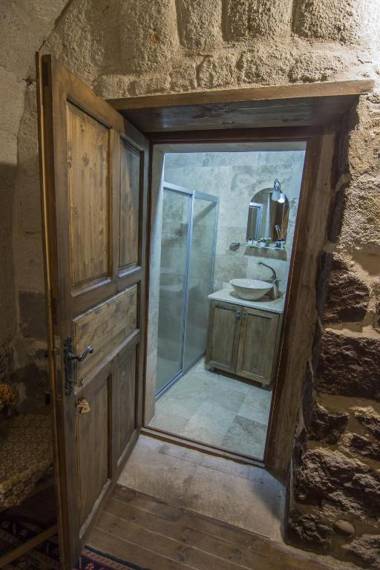 7 Oda Kapadokya Cave Hotel