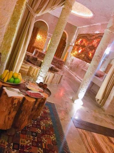 Oread Cave Suites