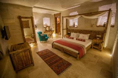 Nino Cave Suites