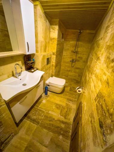 Heritage Cave Suites