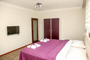 Royal Inn Seza Residence