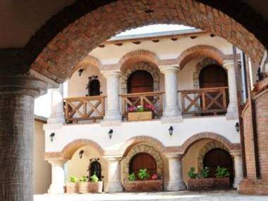 Vinifera Hotel Yedibilgeler Vineyards