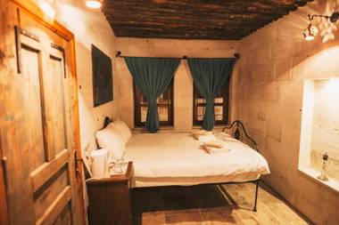 Cappadocia Eagle Cave Inn