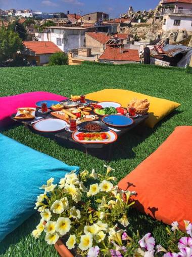 Mahperi Cappadocia Cave Suit