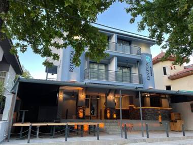 Dark Station Boutique Hotel