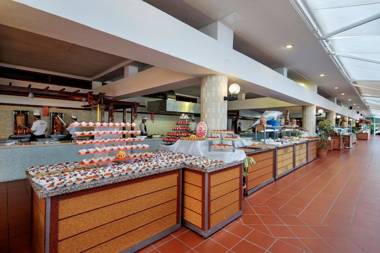 Pine Bay Holiday Resort